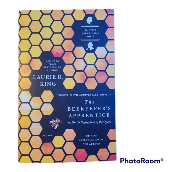 Other - 1️⃣4️⃣The Beekeeper's Apprentice Mystery Novel Large Paperback
